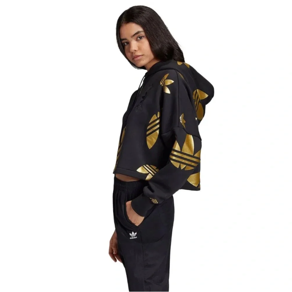 adidas sweatshirt | xs gold logo - Picture 2 of 15